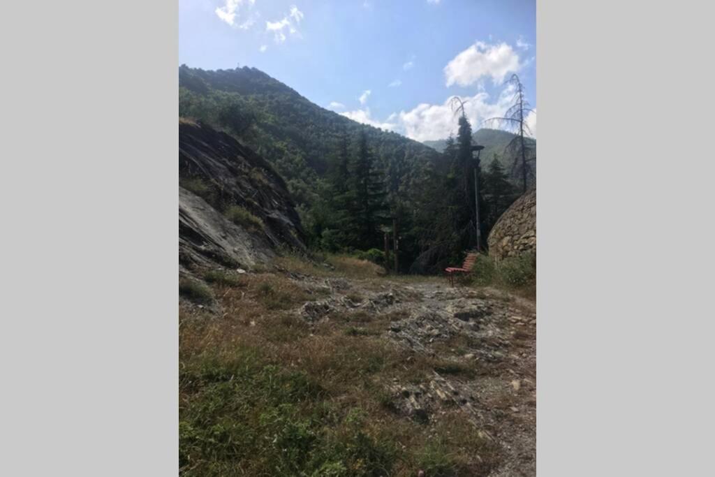 Alloggio U Sportegu Da E Monti A Giaia بادالوكو المظهر الخارجي الصورة